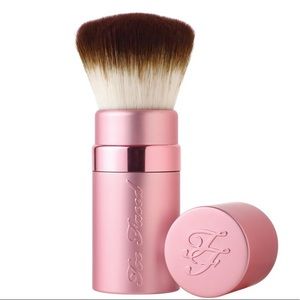 Too Faced Kabuki Brush